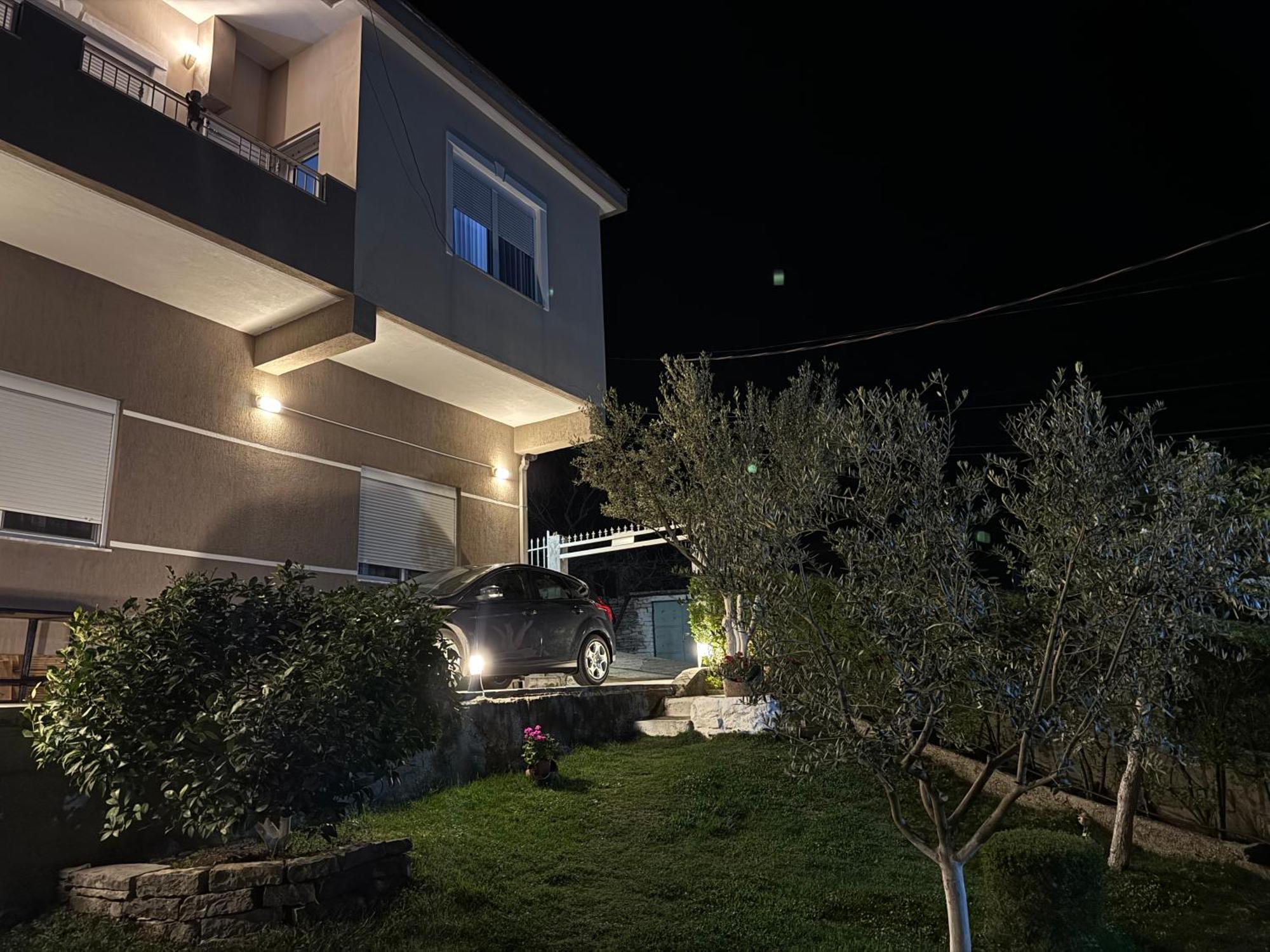 Ilvi Guesthouse Gjirokastër Exterior foto